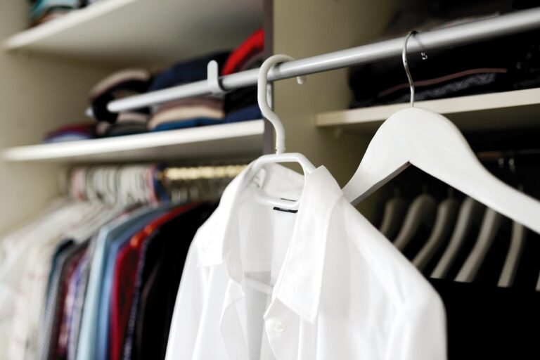 Best Clothes Hangers: Expert Picks for Every Clothing Type