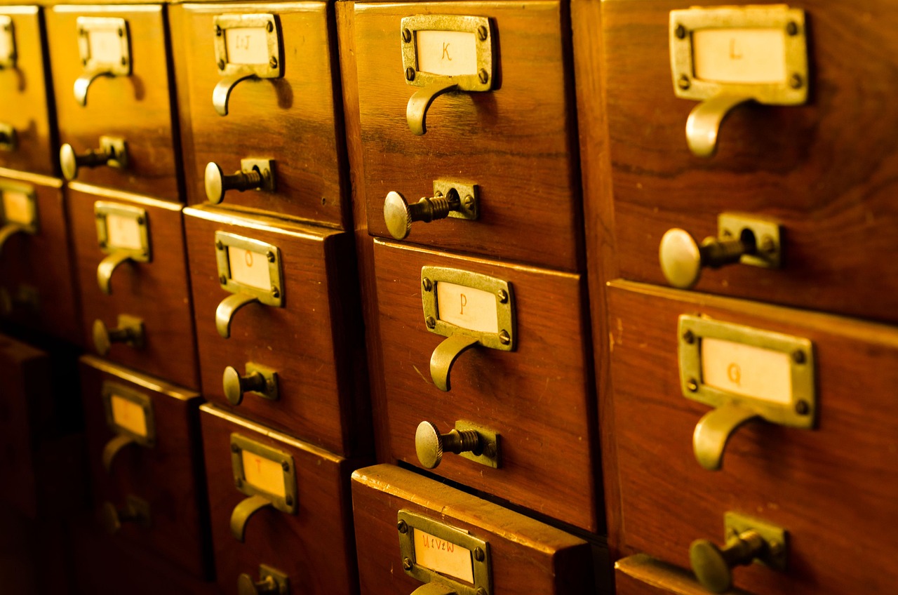 cabinet, drawer, wood, catalogue, catalog, brown, old, search, retrieval, cabinet, drawer, catalogue, catalogue, catalog