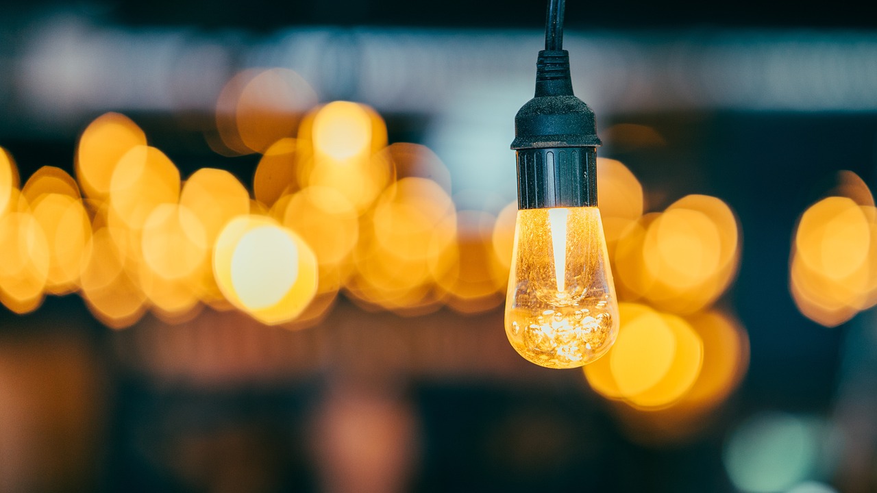 merry christmas, light bulb, lamp, bulb, light, warm, kind, mellow, focus, power, team, glow, antique, lighting, shining