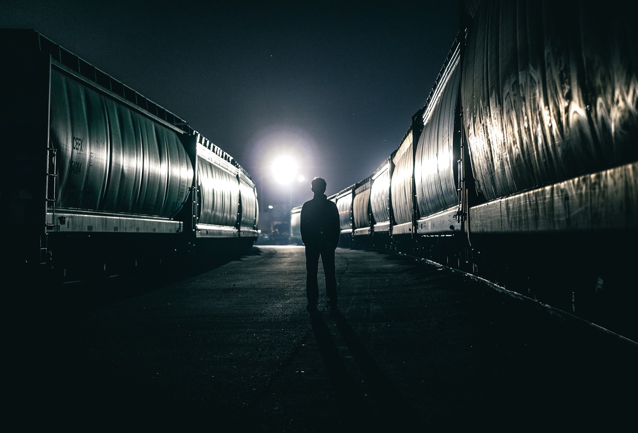 dark, night, people, man, guy, alone, walk, street, road, black road, black alone, black night, black walking, black dar