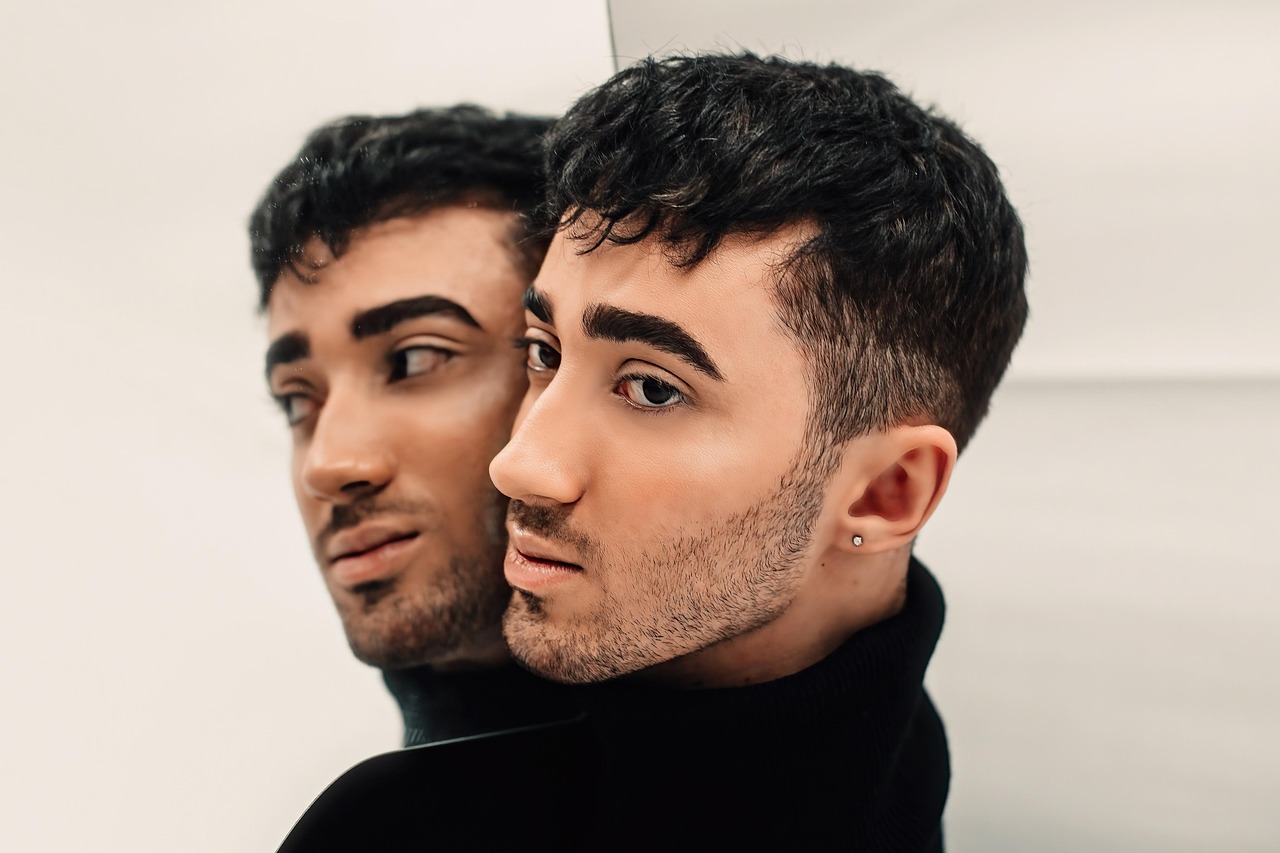 man, mirror, person, young, wall, beard, earring, portrait